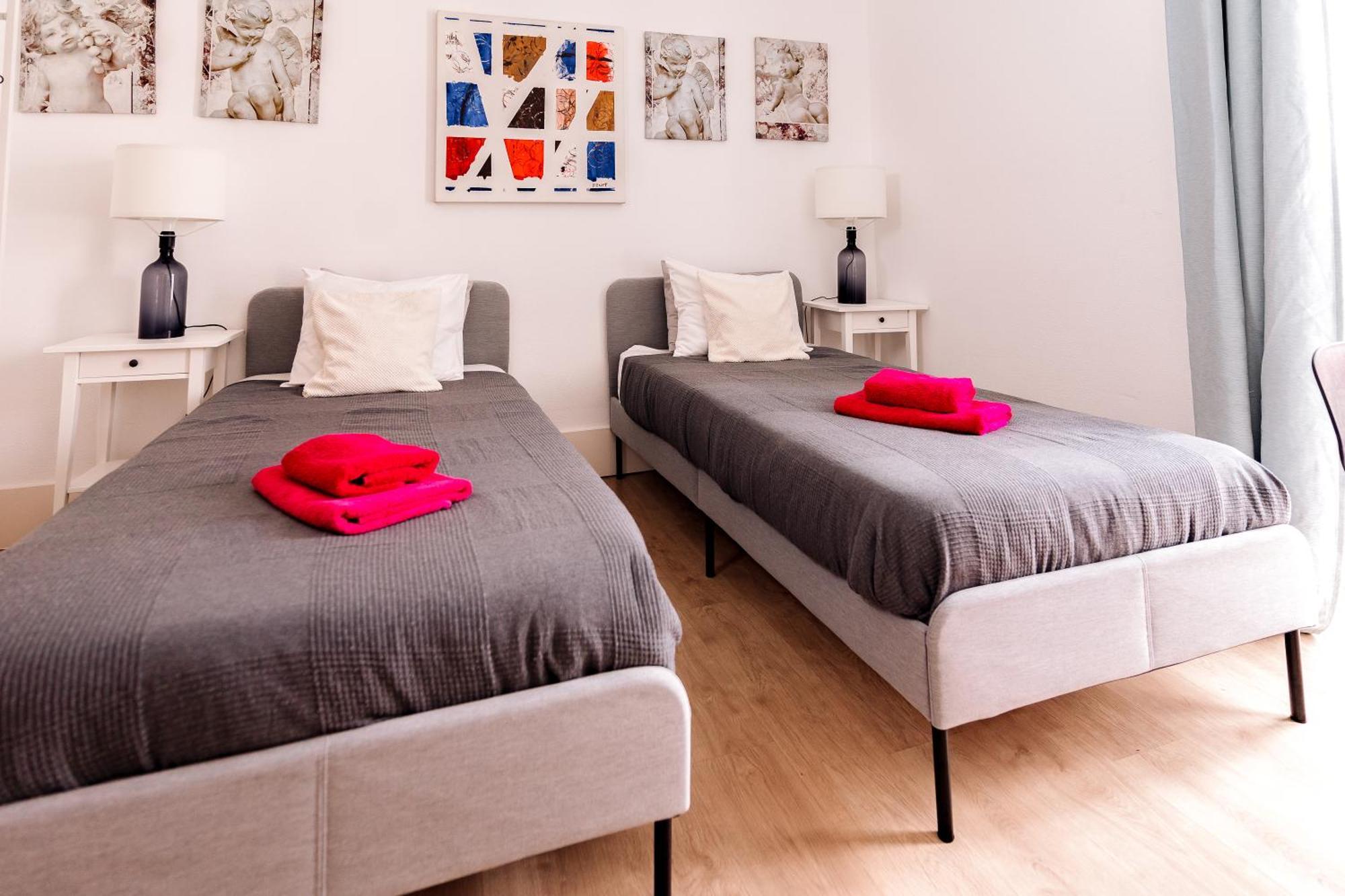 Residencial Real Guest House Azenhas do Mar Room photo