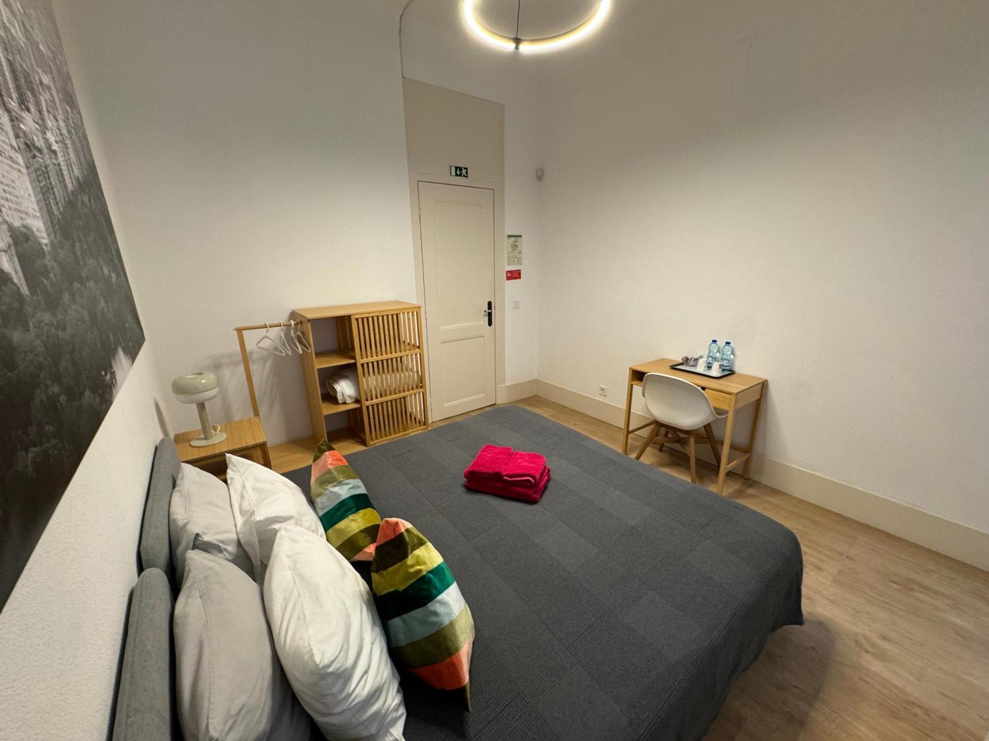 Residencial Real Guest House Azenhas do Mar Room photo