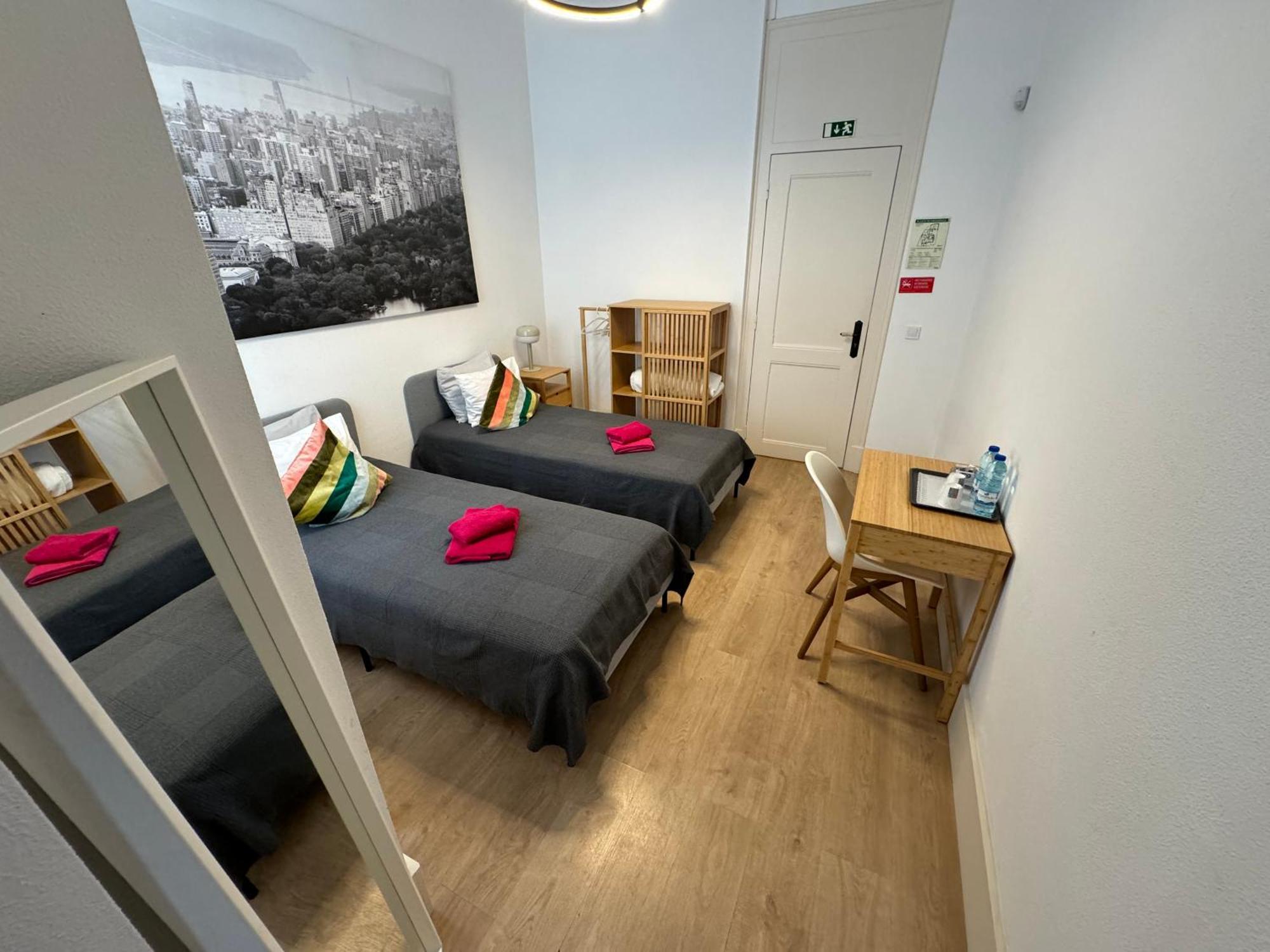 Residencial Real Guest House Azenhas do Mar Room photo